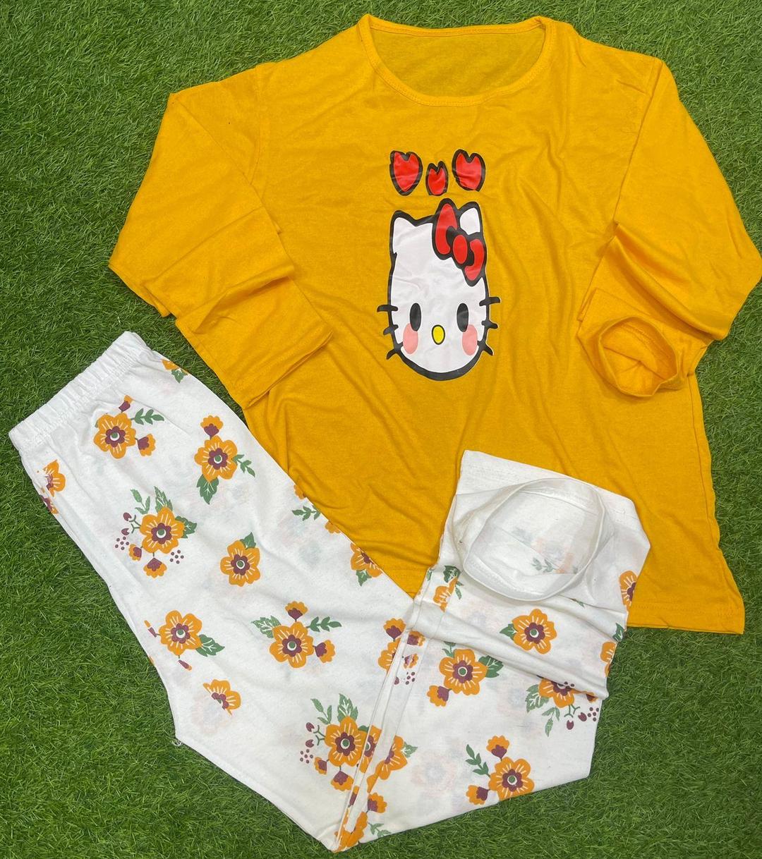 Women Hello Kitty Printed Night Suit Yellow 2 Pcs