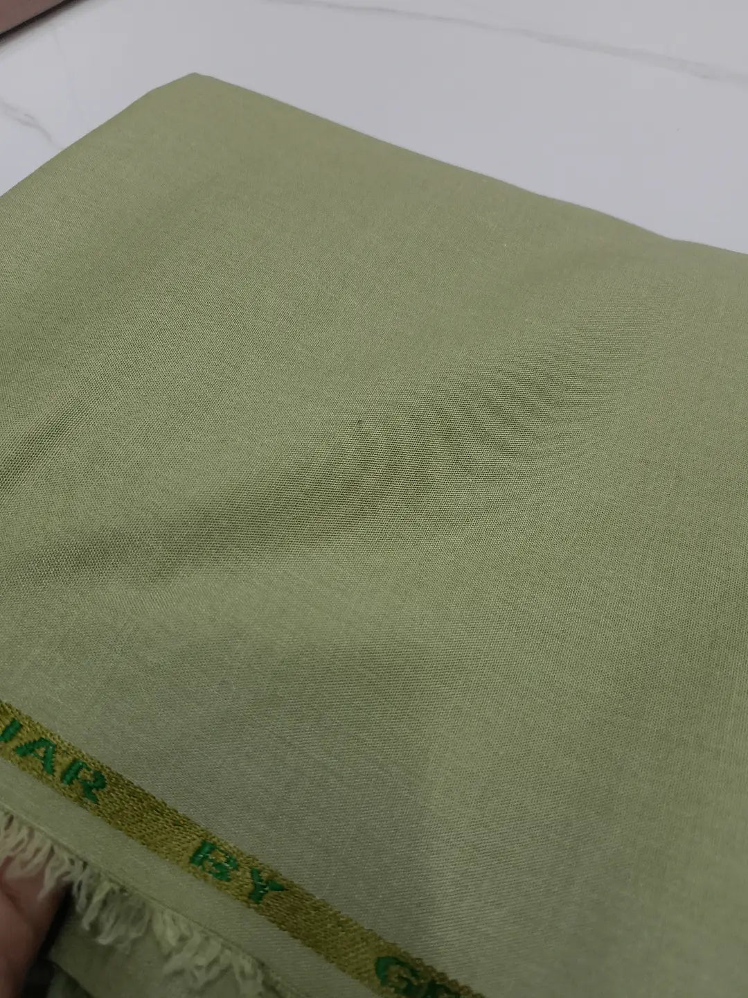Men’s Unstitched Wash And Wear Textured Suit