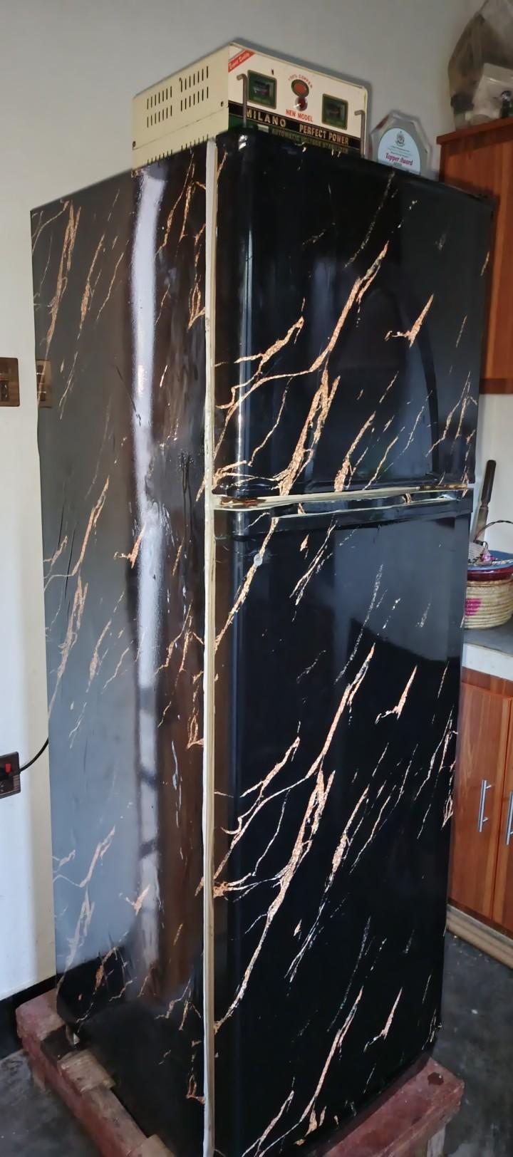 Self-Adhesive Black Golden Marble Kitchen Sheet